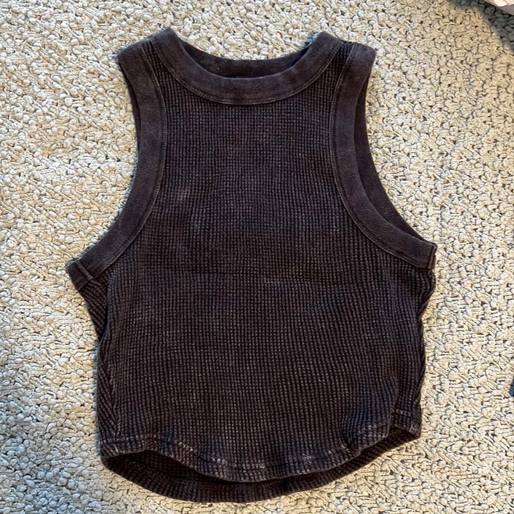 Forever 21 black distressed top
